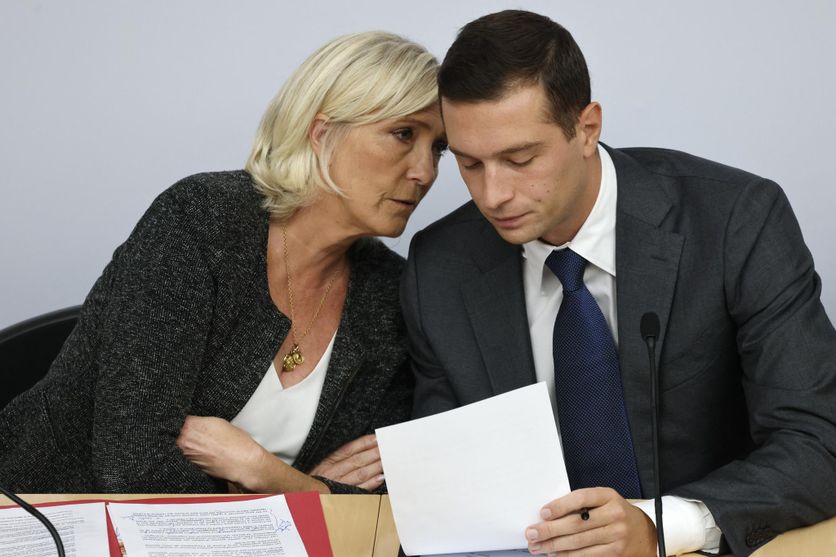 Titre: Jordan Bardella lance une pétition pour soutenir Marine Le Pen