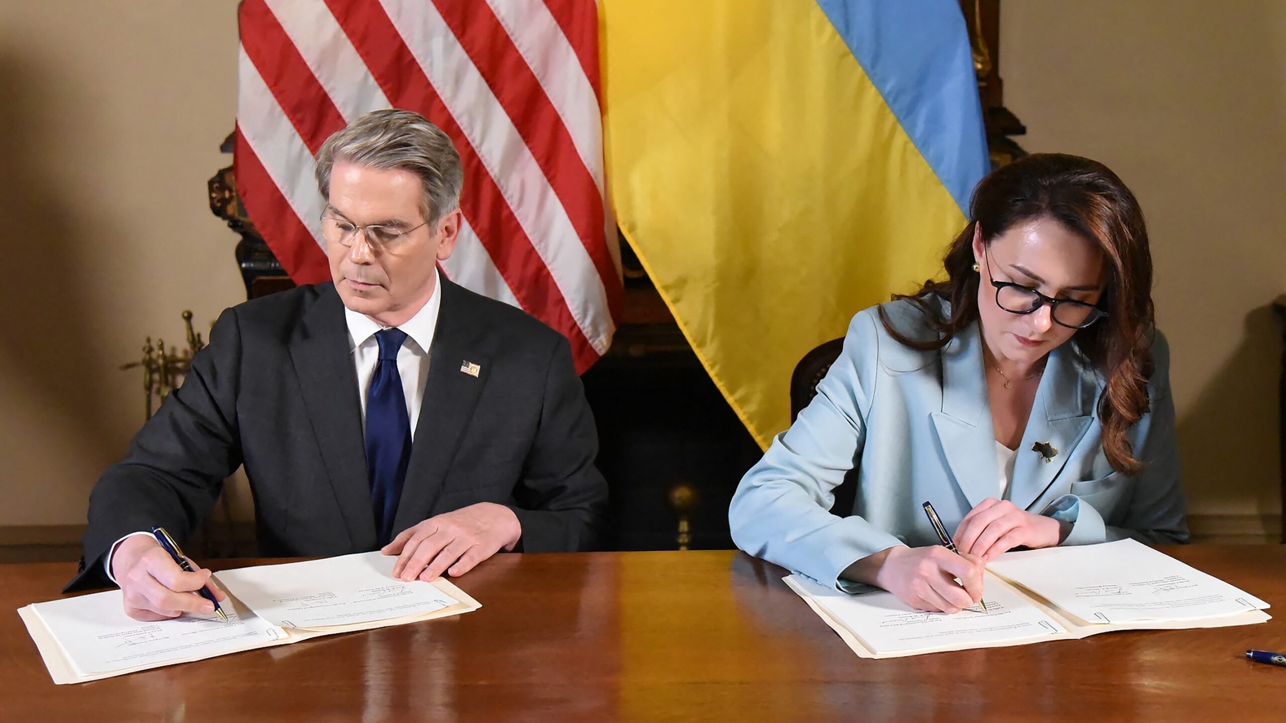 L’accord minier redessine l’équilibre de pouvoir en Ukraine