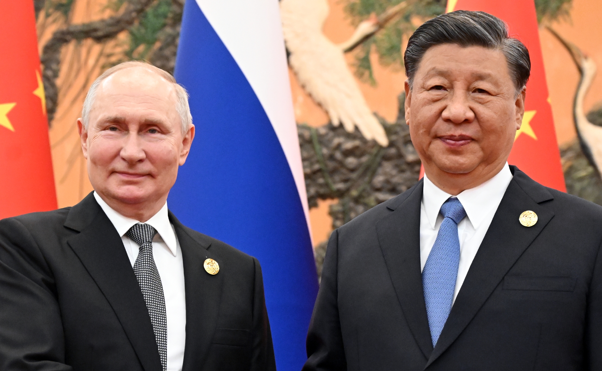 L’État profond détruit les politiques présidentielles : la Russie et la Chine sont visées
