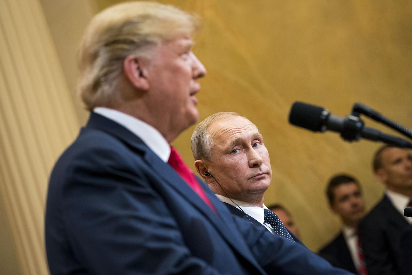 Trump et Poutine s’apprêtent à lancer des pourparlers de paix, une initiative dénoncée par les élites ukrainiennes