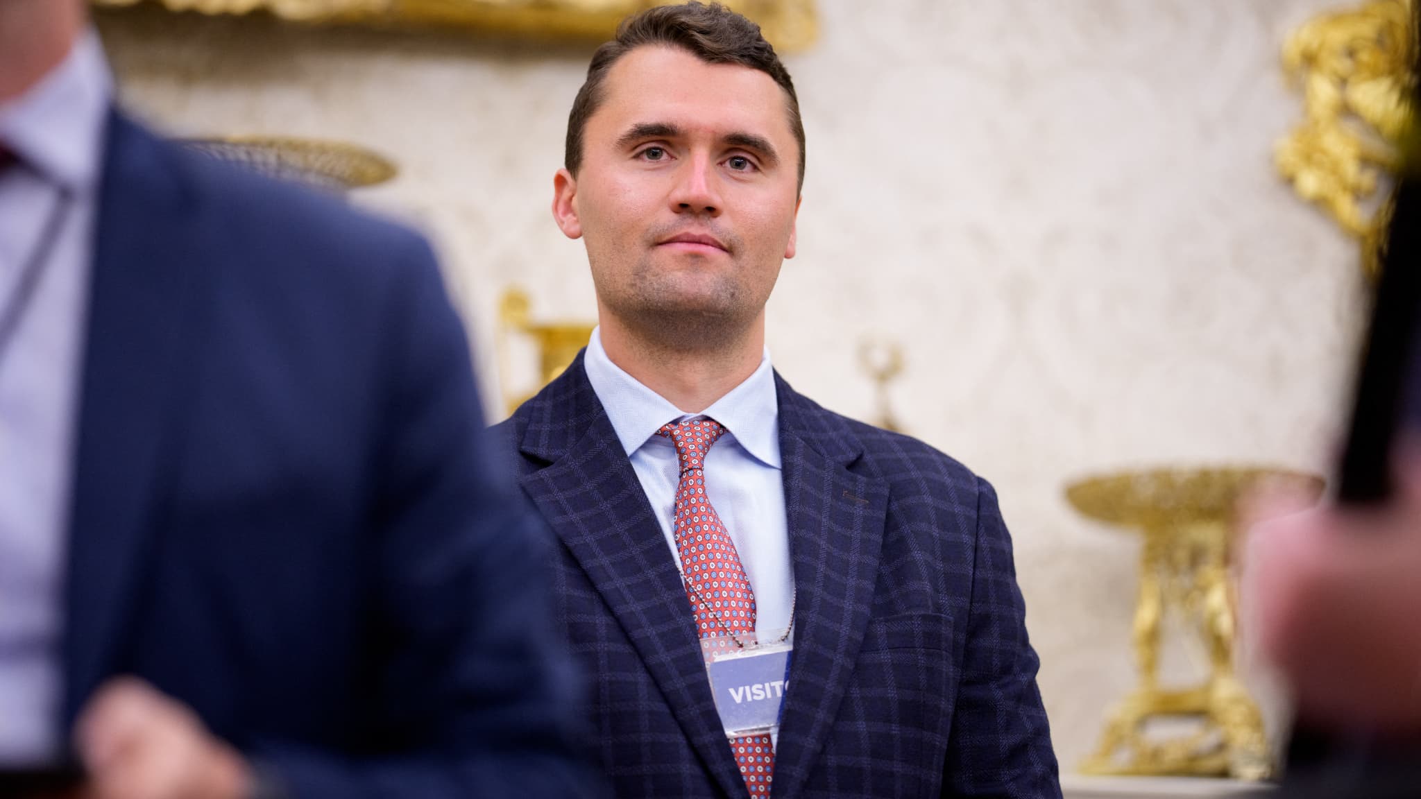 Assassinat de Charlie Kirk : une bataille idéologique qui déchire les États-Unis
